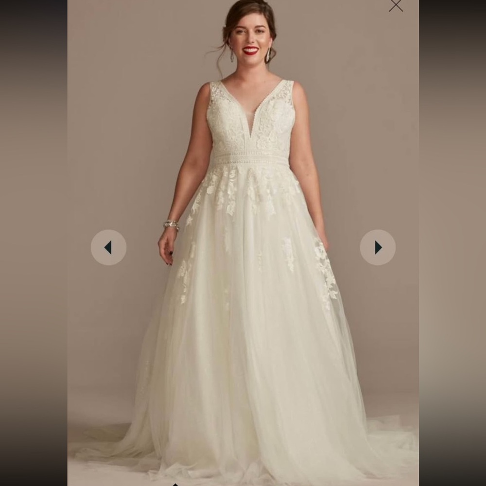 Oleg Cassini White Lace Wedding Dress